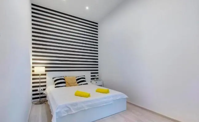 Apaczai Deluxe Apartments